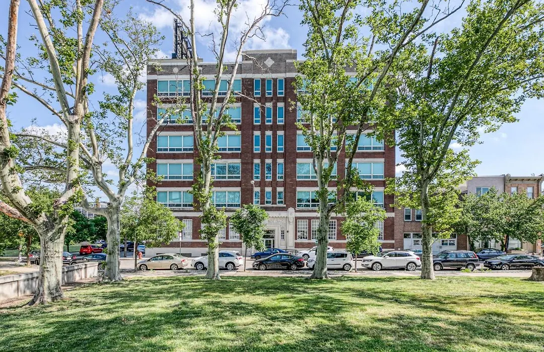 Metroflatsat509Vinestreet-1