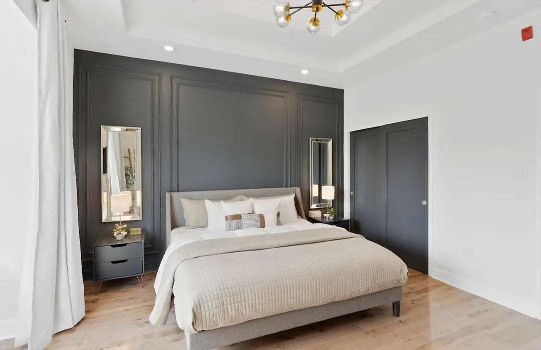 Elegant 1 Bedroom Unit In University-1