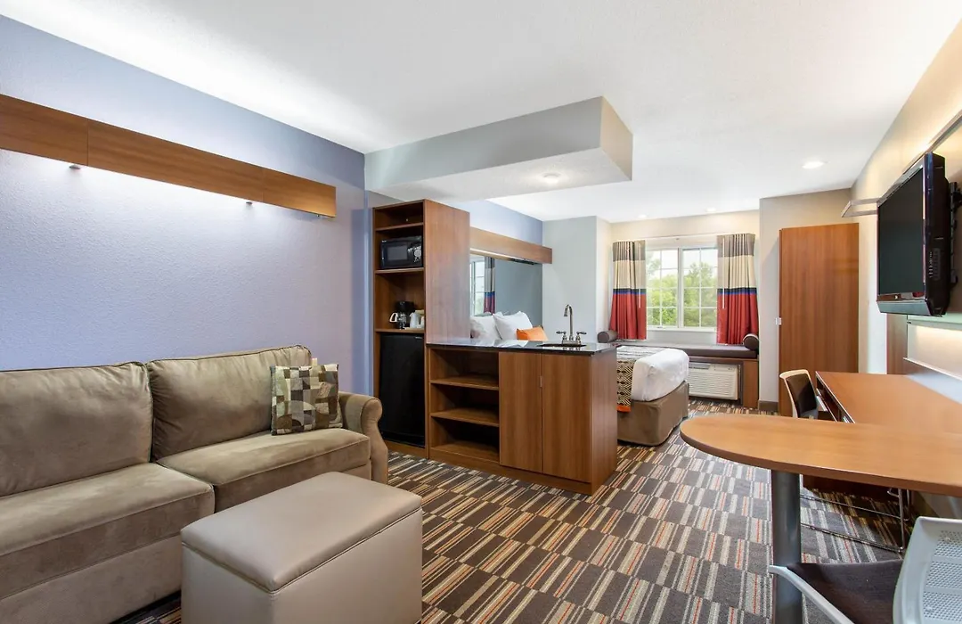 Microtel Inn & Suites By Wyndham Philadelphia Airport-1