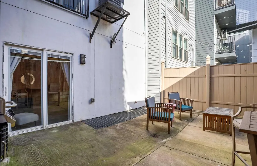 Cozy Philadelphia Studio, Near Center City!-1