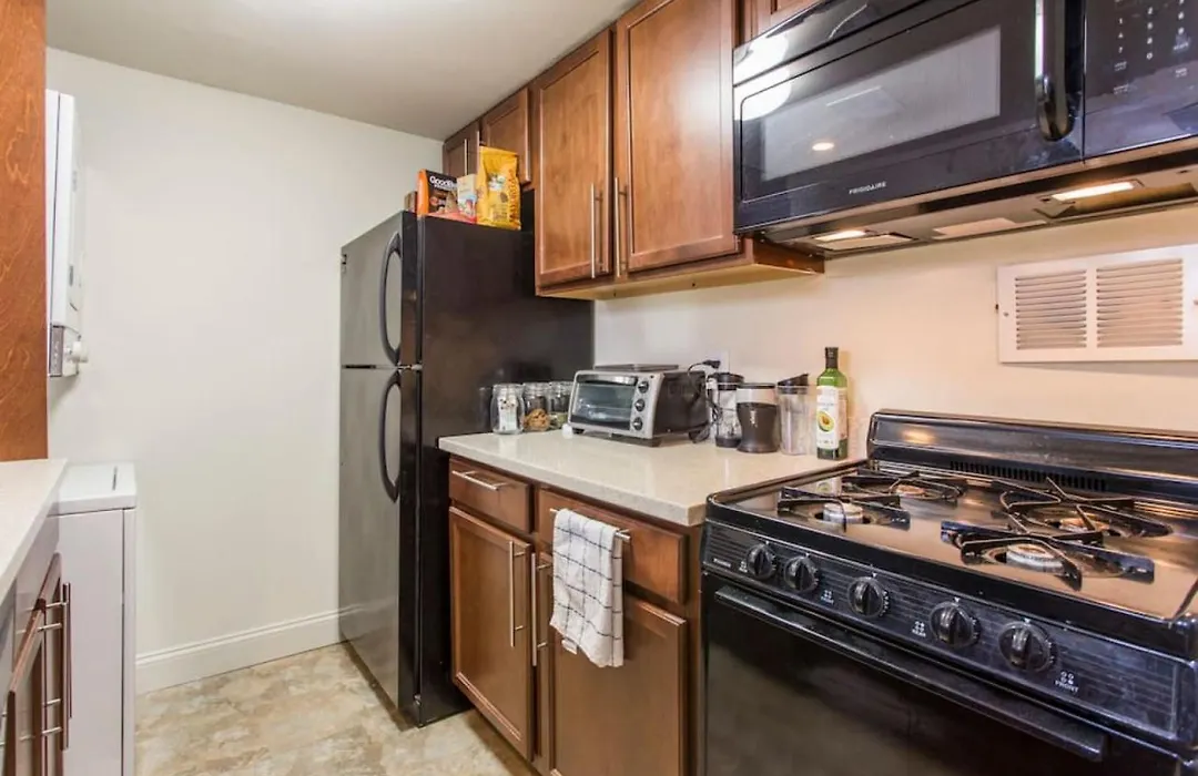 Perfect Rittenhouse Location 1 Brdm-1