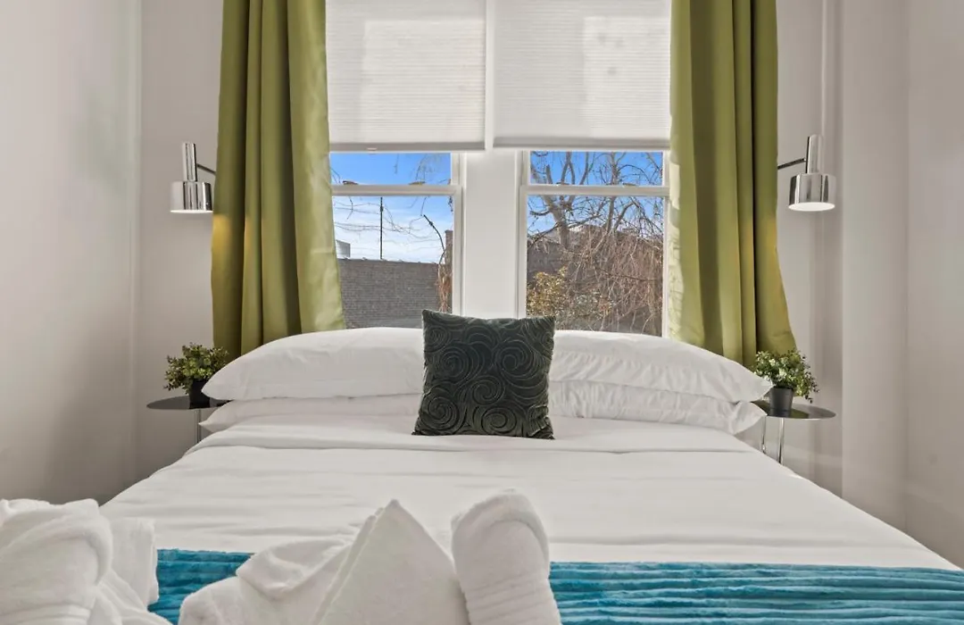 Pet Centric 2 Bedroom Apartment-1