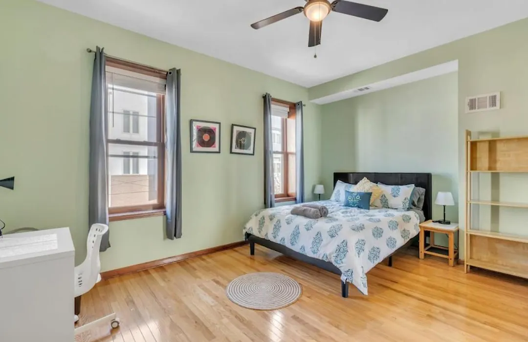 874 North 19Th Street Spacious And Stylish 5Br Home In Vibrant Fairmount-1