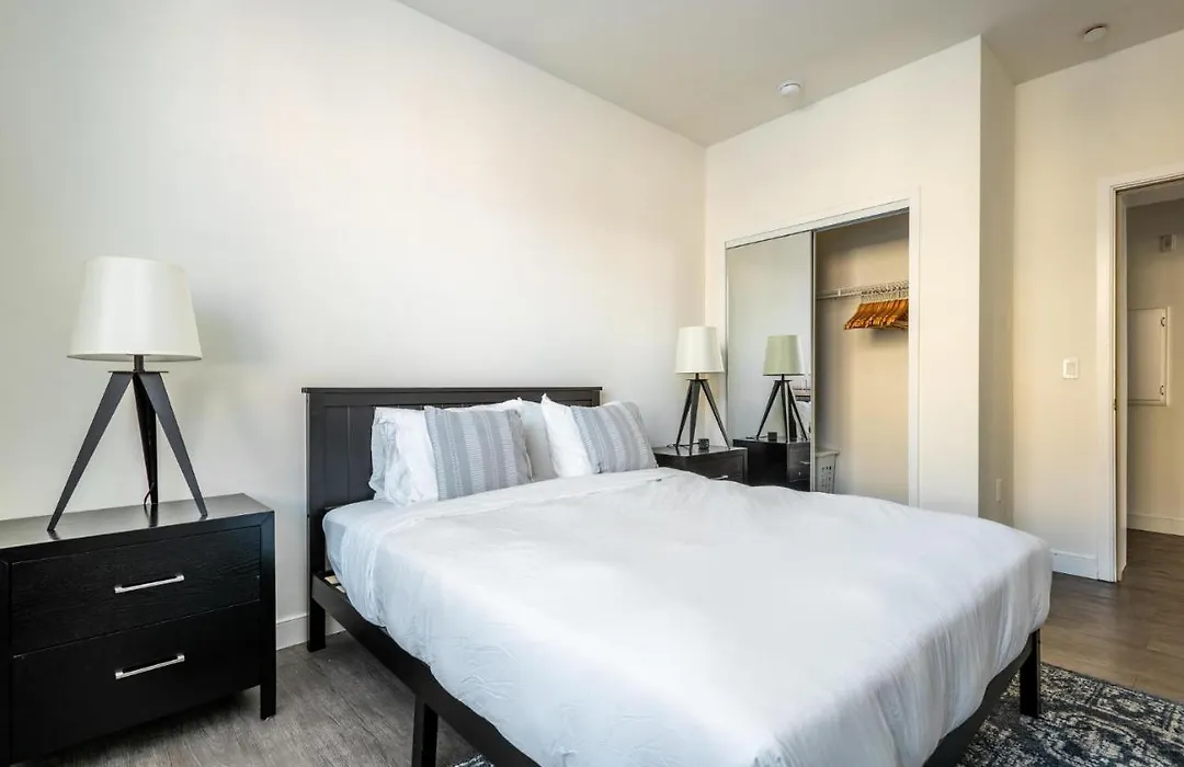 2Br Apartment In Philadelphia And Amenities-1