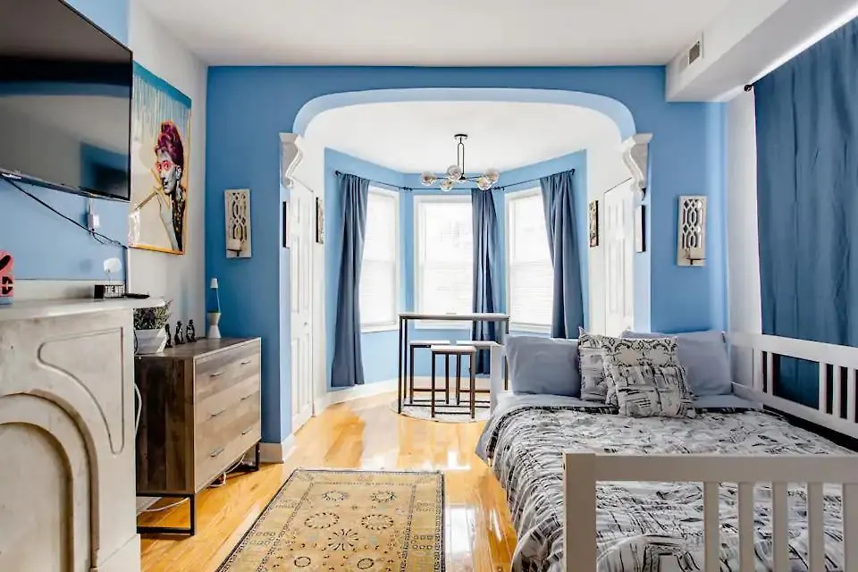 Private Suite W/ Private Bath+ 43” Tv+Wifi 735Mbps-1