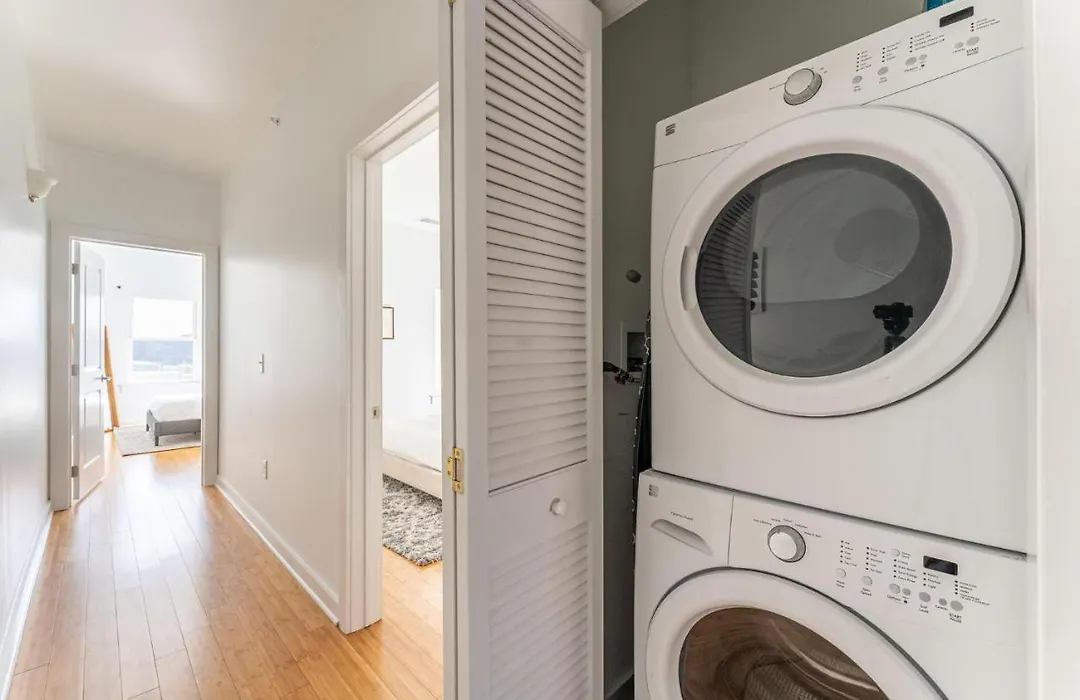Beautiful 2Br Condominium In Philadelphia-1