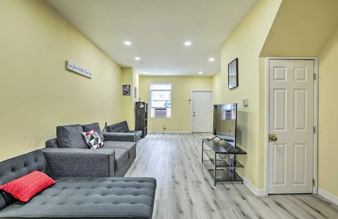 Philly Townhome W/ Gas Grill ~ 5 Mi To Dtwn!-1