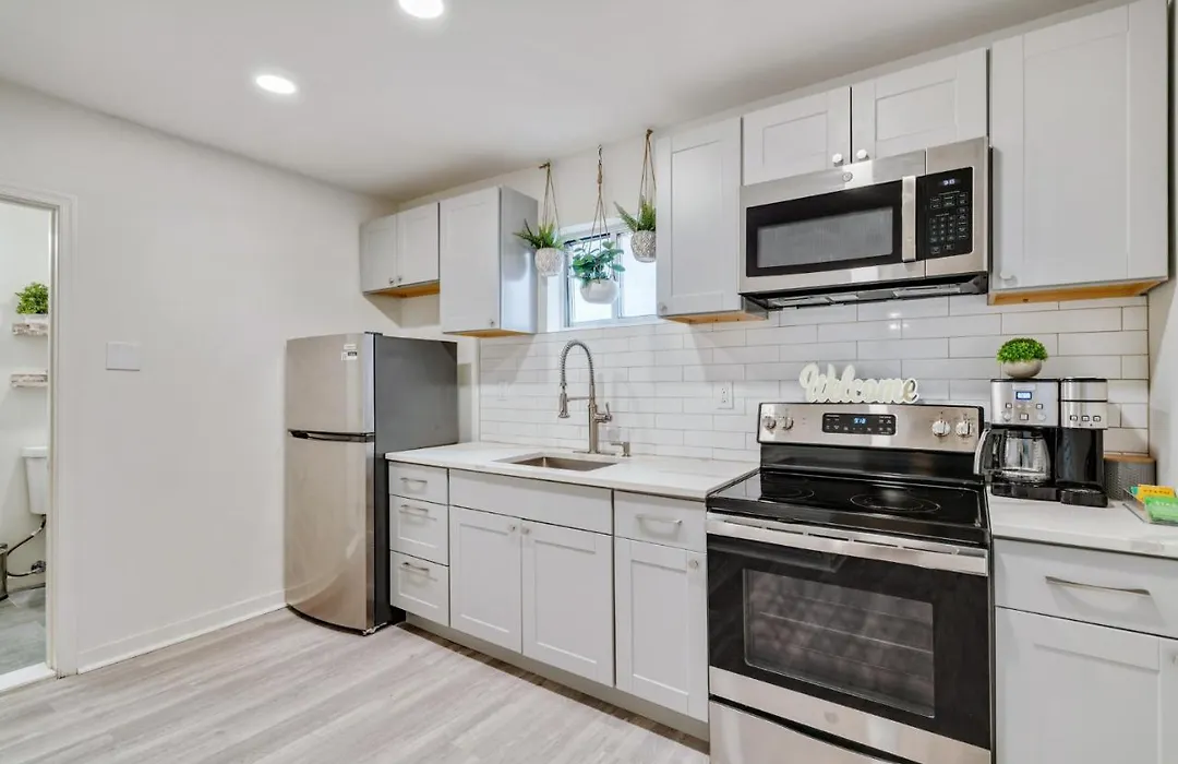 Luxurious 2Bd Family Friendly, Central-1