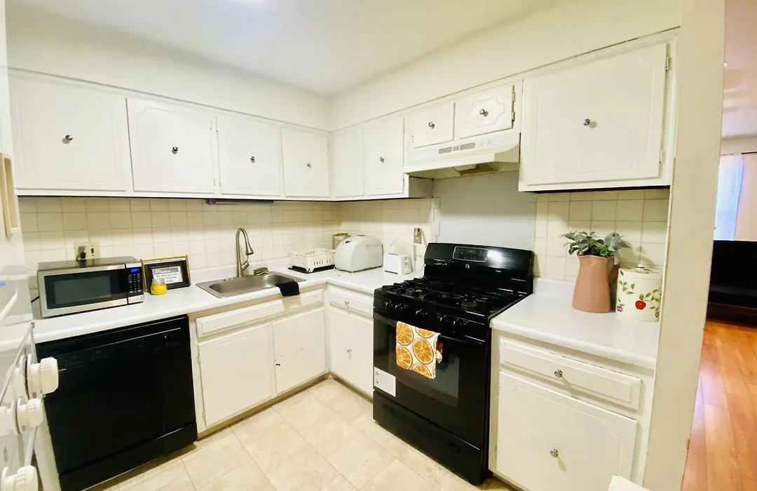 Shanghai 2900 - Vintage Oriental Style 2Br W Parking Near Airport-1