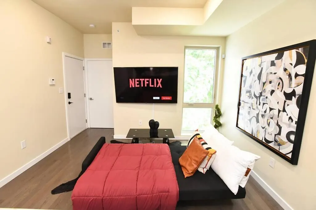 Yanne'S Place - Dual-Lounge-1