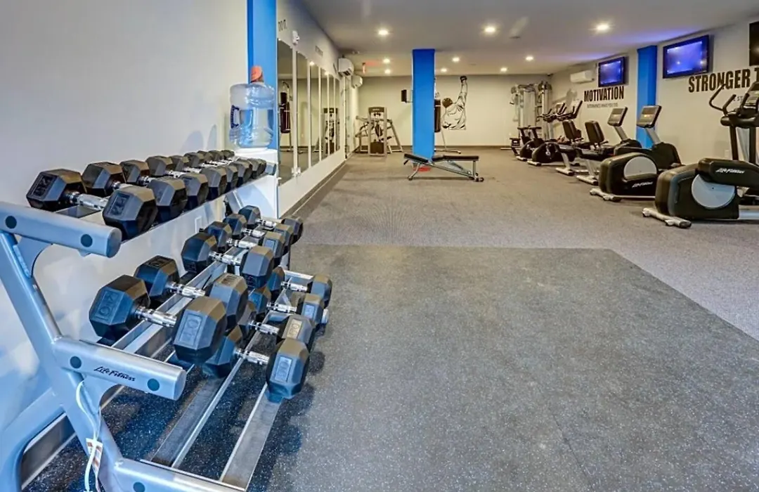 Xl Studio - Magnificent Studio With Rooftop Pool-1