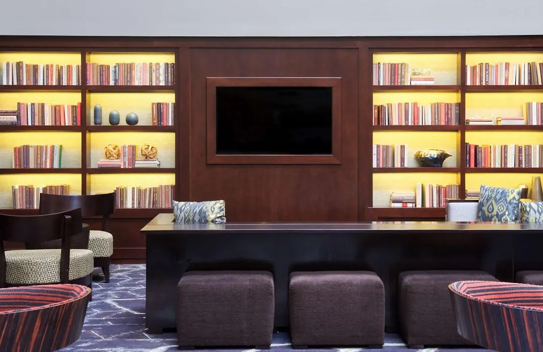 Embassy Suites By Hilton Philadelphia Airport-1