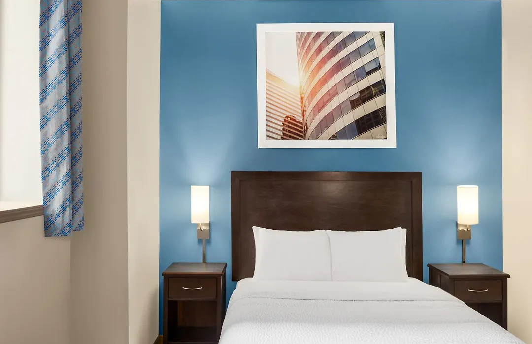 Days Inn By Wyndham Philadelphia Convention Center-1