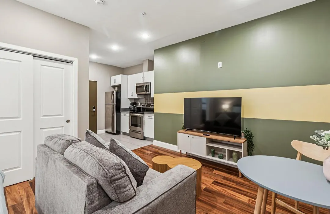 Stay At Luna On Callowhill-1