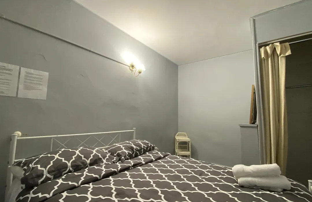 Oui On Ludlow - Entire House And Private Rooms In University City-1