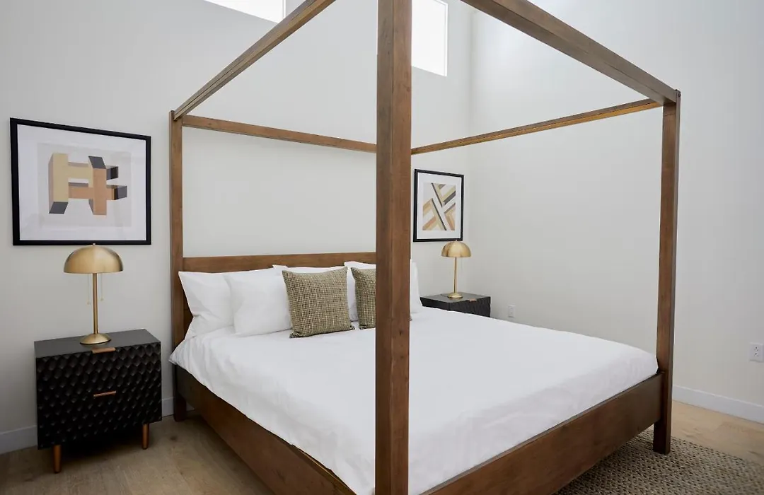 Stunning Museum District Suites By Sonder-1
