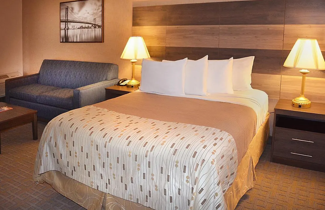 Clarion Hotel Philadelphia International Airport-1