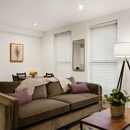 Modern & Cozy 1Br In Old City, Great Location-2