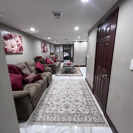 Luxury 1 Bedroom Apartment In Philadelphia-3
