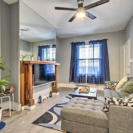 East Philly Apartment Home With Private Yard!-2