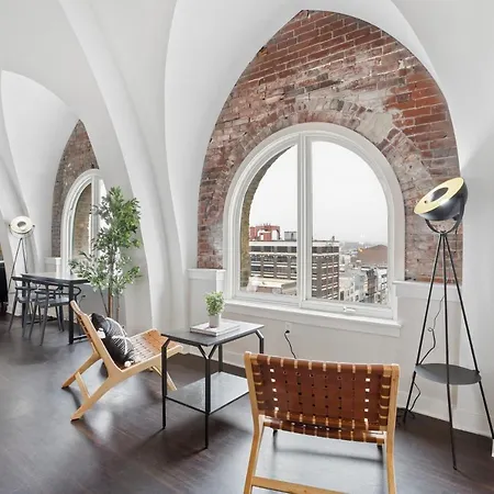 The Historic Divine Lorraine Apartments-3