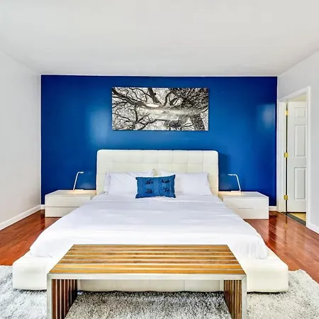 Enchanting Retreat Enjoy Your Stay In Our 2Bd Apartment-2