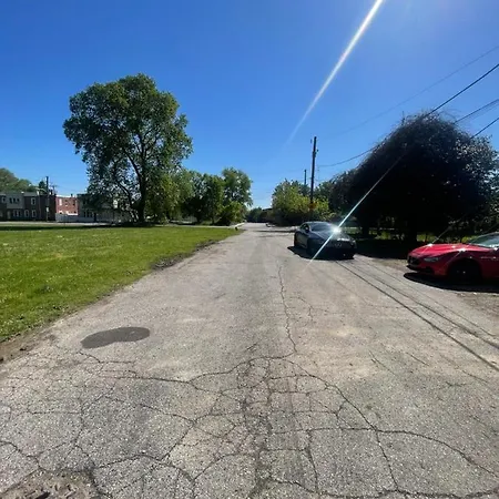 Lovely 1Br Spacious Rental Apartment-2