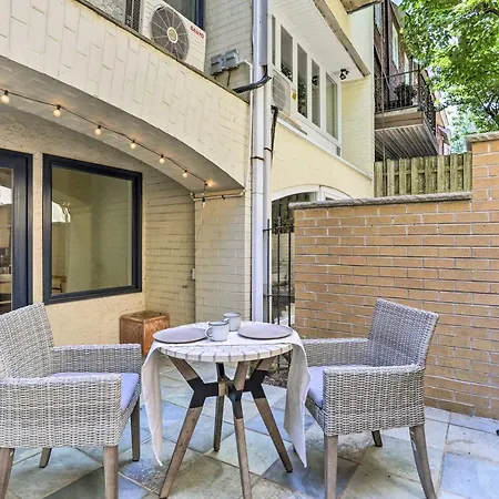 Central Philly Townhome With Patio And City Views!-3