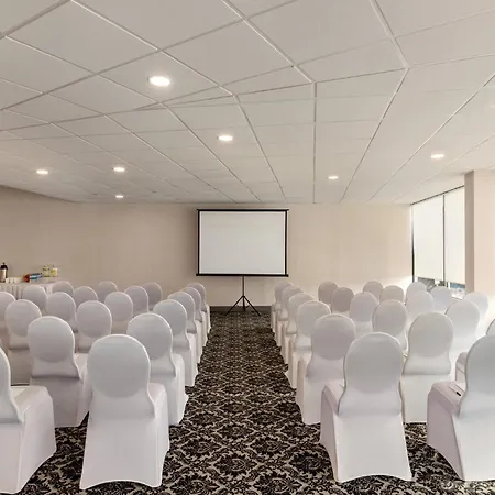 Holiday Inn Philadelphia Arpt-Stadium Area By Ihg-2