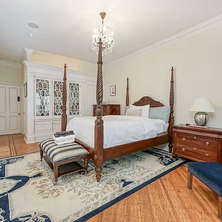 City Centre Rittenhouse Mansion - 8Br/Roof Deck-2