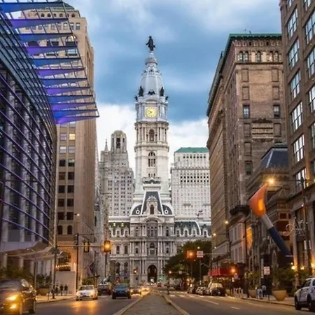 Lovely 1 Bedroom Apartment In S Phila-3