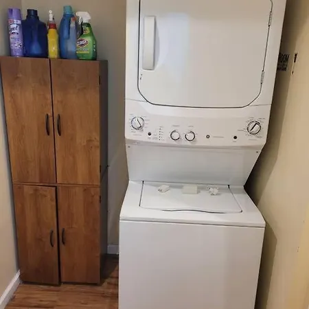 Spacious 2 Bedrooms Apartment-3