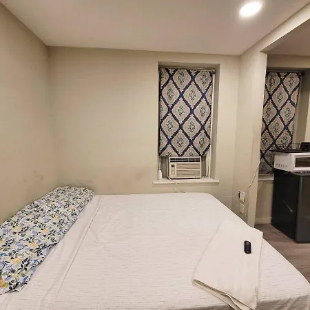 Perfect Space For Medical Students Near Einstein Hospital-2