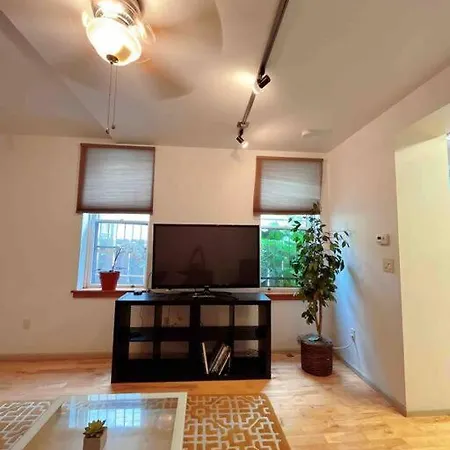 Northern Liberty Lovely 1 Bedroom Loft With Patio 2 Queen Plus Sofa Bed Apt A-2