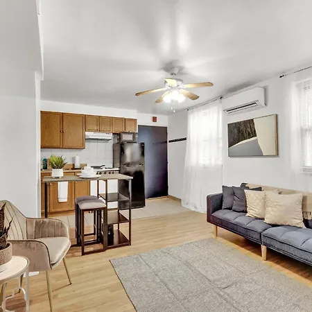 Stunning 2Br Near Everything - City Center-3