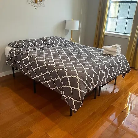 Philadelphia Central Apartments-3