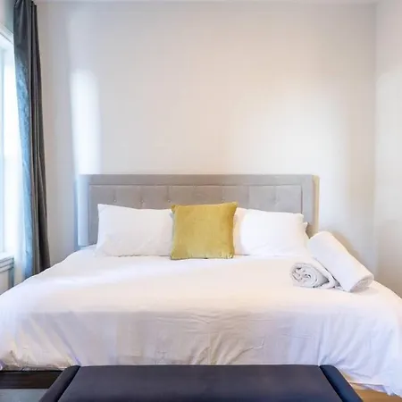 Thena Hotel - Huge Studio - Midtown-2
