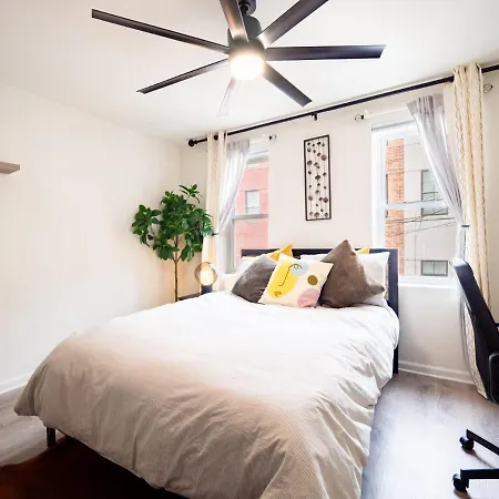Chic Philly Townhome - 2 Mi To Citizens Bank Park-2