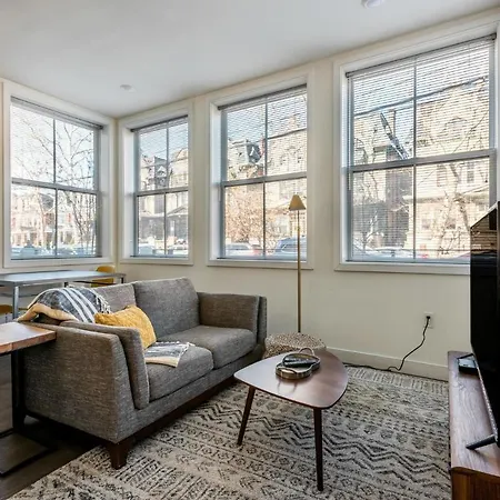 2Br Apartment In Philadelphia And Amenities-3