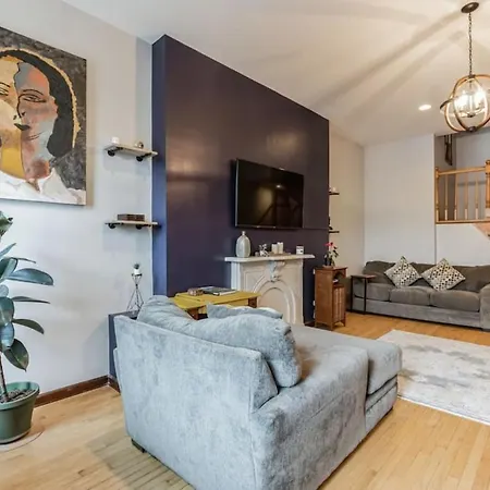 874 North 19Th Street Spacious And Stylish 5Br Home In Vibrant Fairmount-3