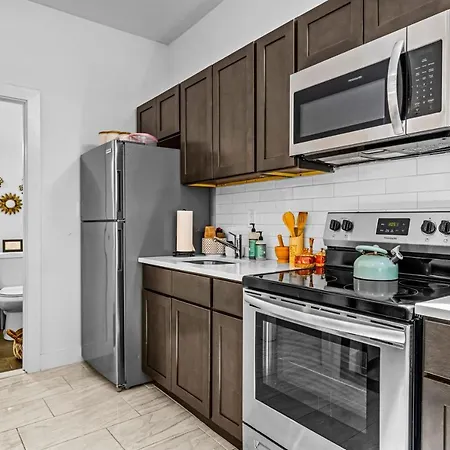 Enchanting Apartment With Private Parking-3