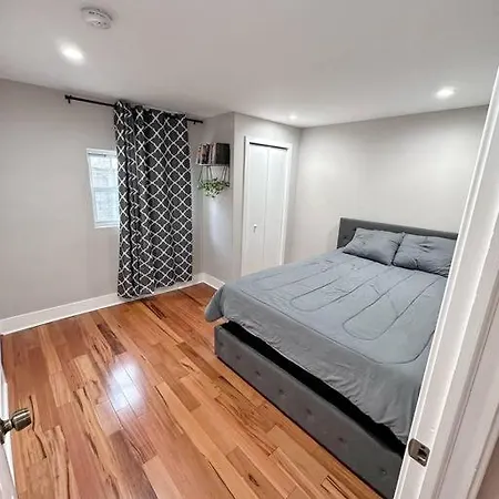 Renovated Private 1B/1B W Kitchen-2