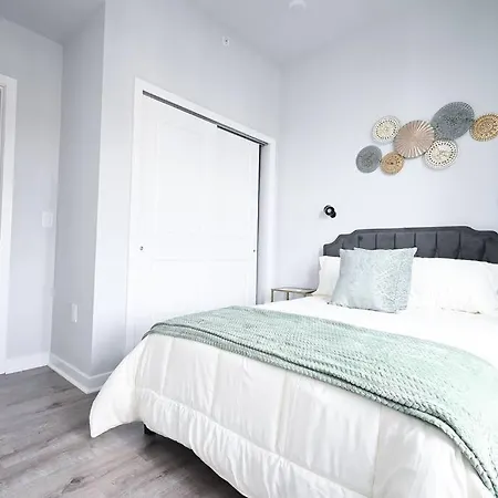 Luxury Unit In Northern Liberty-3