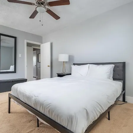 2Br Stay In Philadelphia-3