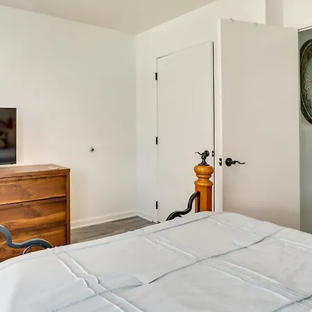 Pet-Friendly Vacation Rental Near Center City!-3