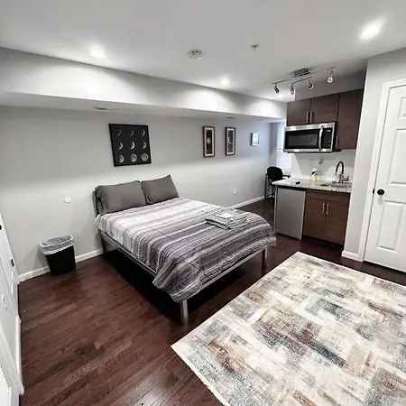 New Studio By University City-2