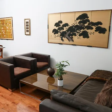 Peaceful Zen Getaway In The City-2