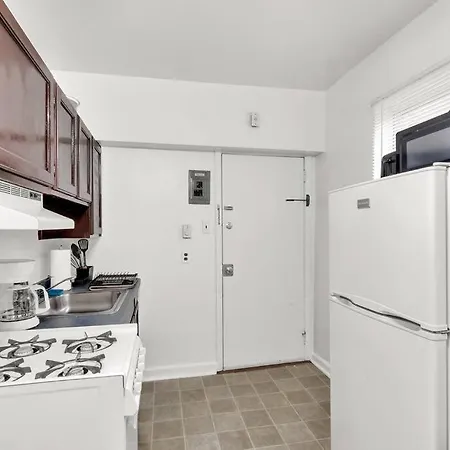 Stylish 1Br In Bella Vista Near Center City Area-2