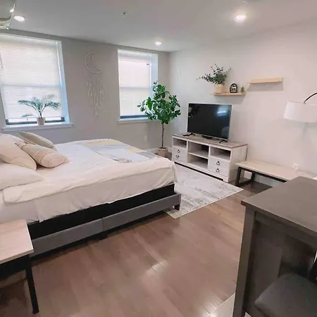 308 Cozy And Warm King Bed Apt In Center City-3