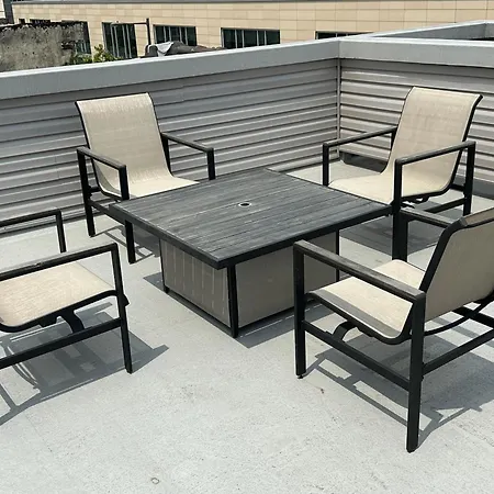 Modern 2Br 2Ba Apartment With Rooftop In Brewerytown-3